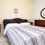 Residenza Le Sirene Center アパート ソレント