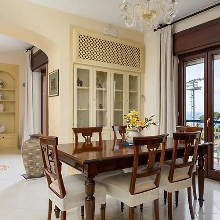 Residenza Le Sirene Center Апартаменты *