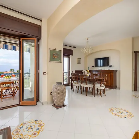 Appartamento Residenza Le Sirene Center Sorrento